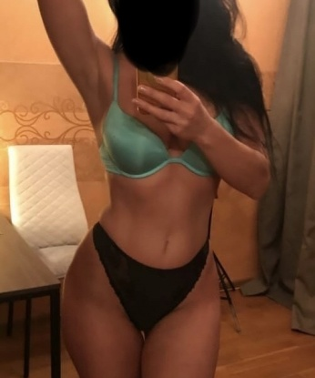 У меня опыт, который позволяет мне доставлять наслаждение и удовлетворение каждой клеточке твоего тела. В Москве я нахожусь, и здесь я могу пригласить тебя к себе в гости или встретиться с тобой в уютном отеле. У меня есть фото, чтобы ты смог оценить всю мою красоту и сексуальность. Я гарантирую тебе полное удовлетворение и незабываемые эмоции. Среди моих услуг индивидуальный подход, классический секс, оральные ласки, анальный секс, массаж и многое другое. Мои клиенты оставляют восторженные отзывы, и я готова подарить тебе незабываемые моменты нашей встречи. Доверься моим магическим рукам и язычку, и ты не пожалеешь, что выбрал меня. Жду твоего сообщения, милый 😘. 512, 36 лет