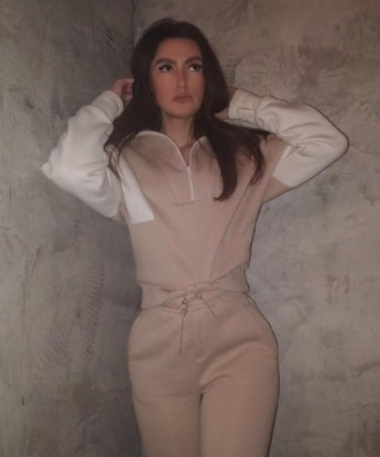 Строптивая малышка с неистовой страстью приглашает в гости. Готова исполнить все твои сокровенные желания и фантазии. Доверься мне, и ты не пожалеешь! 14940, 25 лет